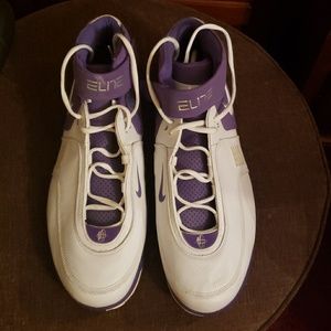 Mens Nike Airmax Elite Size 18